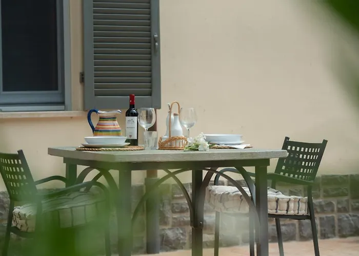 Waterfront Apartamento Monte del Lago